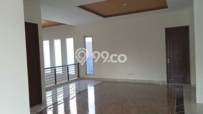 Siap Huni Rumah Mewah 5 Kamar di BSD Dekat ke Mana Pun Siap Huni Rumah Mewah 5 Kamar di BSD Dekat ke Mana Pun