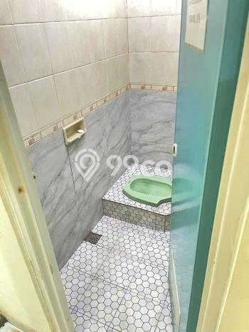 Rumah Kost untuk Dijual di Pesanggrahan dengan 25 KT, 11 KM, Luas 400m2 Rumah Kost untuk Dijual di Pesanggrahan dengan 25 KT, 11 KM, Luas 400m2