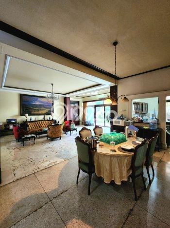 Hunian Elit LB 1600m2 Siap Pakai Desain Elegan di Gandaria, Jakarta Selatan Hunian Elit LB 1600m2 Siap Pakai Desain Elegan di Gandaria, Jakarta Selatan