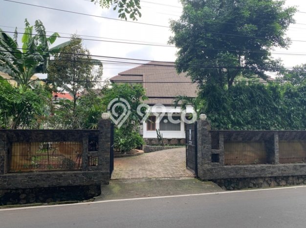Hunian Eksklusif Siap Huni LT 1214m2 di Pancoran, Jakarta Selatan Hunian Eksklusif Siap Huni LT 1214m2 di Pancoran, Jakarta Selatan