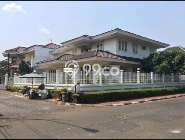 Ready to Use! Luxury House LT 756m2 Desain Modern di Bintaro Ready to Use! Luxury House LT 756m2 Desain Modern di Bintaro