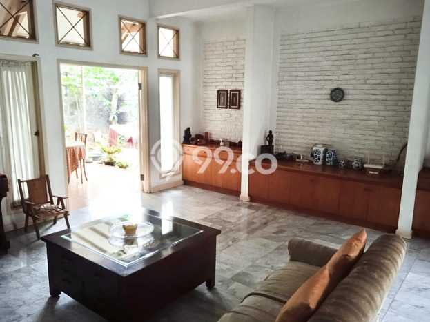 Rumah Eksklusif Siap Huni LT 416m2 di Kebayoran Baru, Jakarta Selatan Rumah Eksklusif Siap Huni LT 416m2 di Kebayoran Baru, Jakarta Selatan