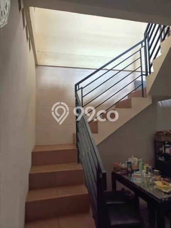 Jual Rumah Eksklusif 4 KT di Srengseng, Jakarta Barat Jual Rumah Eksklusif 4 KT di Srengseng, Jakarta Barat