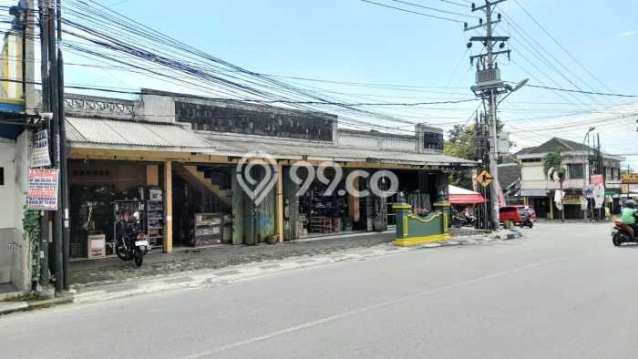 Ruko Dijual di Sleman LT 160m2, LB 185m2 Solusi Investasi Cerdas Ruko Dijual di Sleman LT 160m2, LB 185m2 Solusi Investasi Cerdas