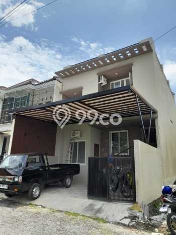 Rumah Modern Cantik 5 Kamar Siap Huni di Banguntapan Rumah Modern Cantik 5 Kamar Siap Huni di Banguntapan