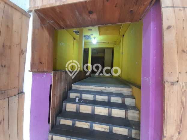 Unit Ruko Paling Strategis di Danurejan Yogyakarta dengan LB 100m2 Unit Ruko Paling Strategis di Danurejan Yogyakarta dengan LB 100m2