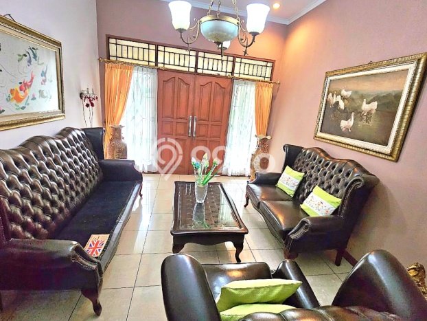 Rumah Mewah LB 550m2 Siap Huni Desain Elegan di Pondok Kelapa, Jakarta Timur Rumah Mewah LB 550m2 Siap Huni Desain Elegan di Pondok Kelapa, Jakarta Timur