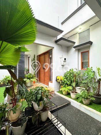 Dijual Rumah Premium dengan Fasilitas Sekitar Lengkap di Kramat Jati, Jakarta Timur Dijual Rumah Premium dengan Fasilitas Sekitar Lengkap di Kramat Jati, Jakarta Timur