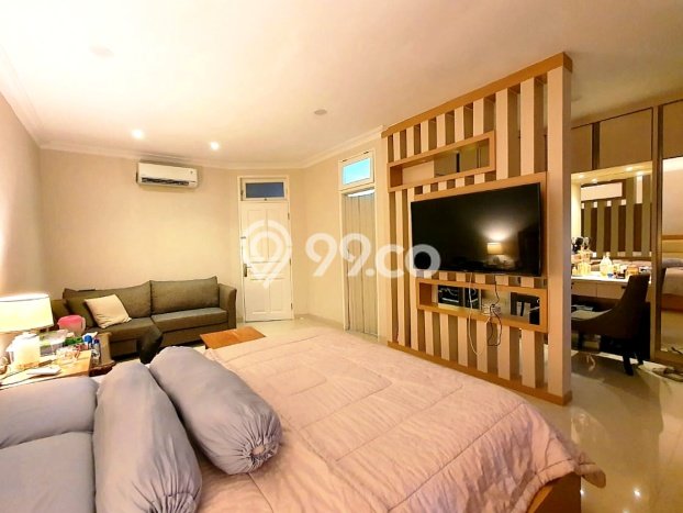 Siap Huni Rumah Mewah 4 Kamar di Kelapa Gading Dekat ke Mana Pun Siap Huni Rumah Mewah 4 Kamar di Kelapa Gading Dekat ke Mana Pun