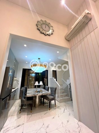 Dijual Rumah Mewah Elegan Dengan View Cantik di Jakarta Garden City, Jakarta Timur Dijual Rumah Mewah Elegan Dengan View Cantik di Jakarta Garden City, Jakarta Timur