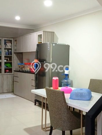 Siap Huni Rumah Mewah 4 Kamar di Kelapa Gading Dekat ke Mana Pun Siap Huni Rumah Mewah 4 Kamar di Kelapa Gading Dekat ke Mana Pun