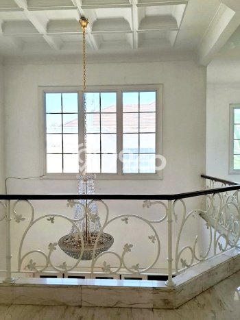Rumah Elit Modern Tanpa Renovasi di Cibubur Bogor Rumah Elit Modern Tanpa Renovasi di Cibubur Bogor
