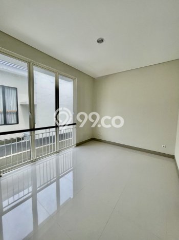 For Sale Hunian Rumah Terawat 3 KT di Citraland, Surabaya For Sale Hunian Rumah Terawat 3 KT di Citraland, Surabaya
