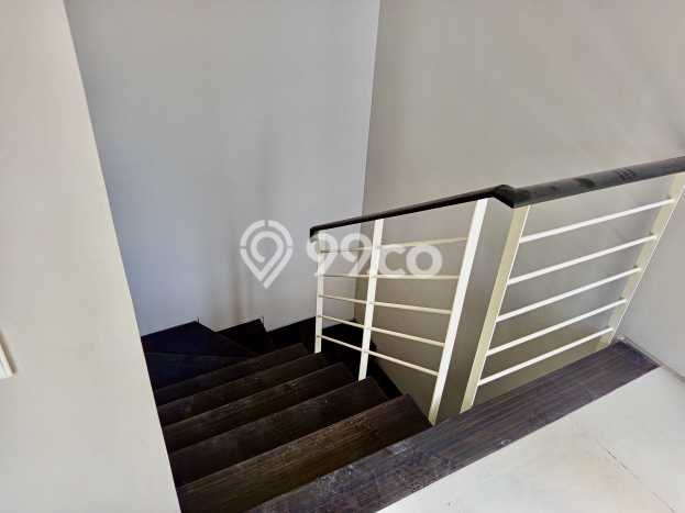 Rumah sewa siap pakai 3 KT di Citraland, Surabaya Rumah sewa siap pakai 3 KT di Citraland, Surabaya