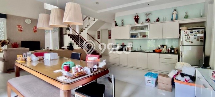 Best Deal Hunian Premium Ideal dan Luas di Wiyung, Surabaya Best Deal Hunian Premium Ideal dan Luas di Wiyung, Surabaya
