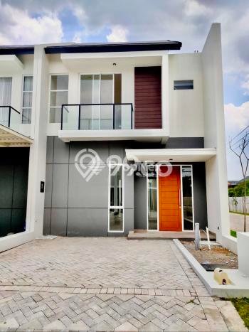 Rumah Luas Asri 3 KT Siap Pakai di Waru Surabaya Rumah Luas Asri 3 KT Siap Pakai di Waru Surabaya