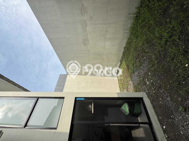 For Sale Rumah 3 Kamar Lokasi Strategis Nyaman dan Strategis di Pakal For Sale Rumah 3 Kamar Lokasi Strategis Nyaman dan Strategis di Pakal
