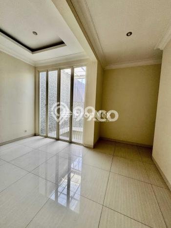 Dijual Rumah Elit Exclusive di Pakuwon Indah, Surabaya Dijual Rumah Elit Exclusive di Pakuwon Indah, Surabaya