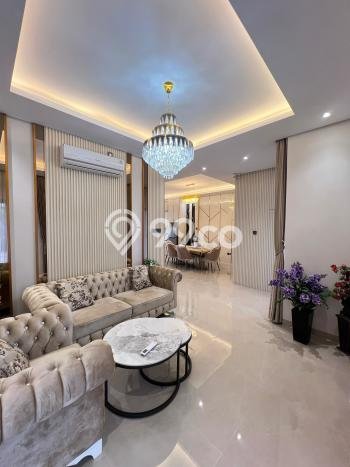 Siap Huni Hunian Elit 5 Kamar di Jagakarsa Dekat ke Mana Saja Siap Huni Hunian Elit 5 Kamar di Jagakarsa Dekat ke Mana Saja