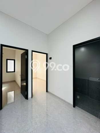Rumah Strategis Modern Lb 136m2 di Ciputat Timur, Tangerang Selatan Rumah Strategis Modern Lb 136m2 di Ciputat Timur, Tangerang Selatan