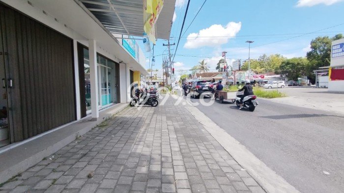 Unit Komersial Disewa Lokasi Ngaglik, Sleman Spesifikasi Luas Bangunan 27m2 Unit Komersial Disewa Lokasi Ngaglik, Sleman Spesifikasi Luas Bangunan 27m2