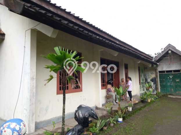 Jual Rumah Strategis Bagus Punya 4 KT di Ngaglik Sleman SHM Jual Rumah Strategis Bagus Punya 4 KT di Ngaglik Sleman SHM