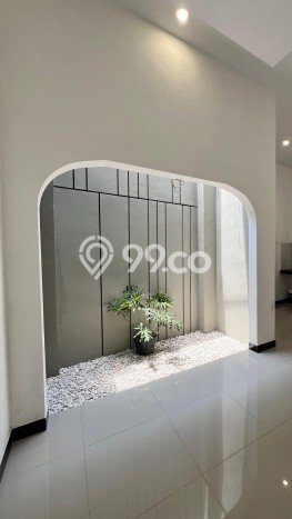 Rumah Modern Cantik 4 Kamar Bisa Langsung Pindah di Ngemplak Rumah Modern Cantik 4 Kamar Bisa Langsung Pindah di Ngemplak