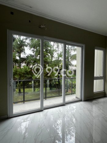 Jual Rumah Luas Elegan Dengan View Cantik di Serpong Regency Melati Mas, Tangerang Selatan Jual Rumah Luas Elegan Dengan View Cantik di Serpong Regency Melati Mas, Tangerang Selatan