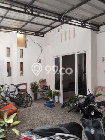 Rumah Modern Minimalis 4 KT Bisa Langsung Pindah di Cipondoh Rumah Modern Minimalis 4 KT Bisa Langsung Pindah di Cipondoh