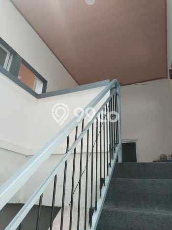 Rumah Modern Minimalis 4 KT Bisa Langsung Pindah di Cipondoh Rumah Modern Minimalis 4 KT Bisa Langsung Pindah di Cipondoh