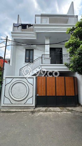 Dijual Rumah Minimalis Bagus Punya 3 KT di Jagakarsa Jakarta Selatan - Dijual Rumah Minimalis Bagus Punya 3 KT di Jagakarsa Jakarta Selatan -