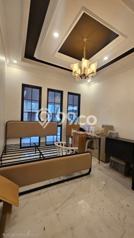 Ready to Use! Premium House LT 200m2 Desain Modern di BSD Foresta Ready to Use! Premium House LT 200m2 Desain Modern di BSD Foresta