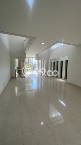For Sale! Premium House LT 240m2 Desain Modern di Alam Sutera For Sale! Premium House LT 240m2 Desain Modern di Alam Sutera
