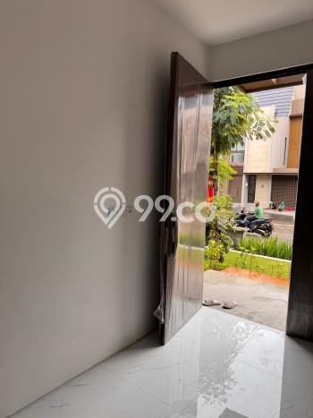 Hot Offer Hunian Mewah Ideal dan Luas di Serpong, Tangerang Selatan Hot Offer Hunian Mewah Ideal dan Luas di Serpong, Tangerang Selatan