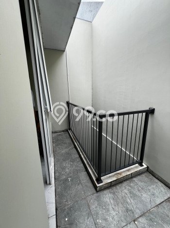 Jual Rumah Luas Elegan Dengan View Cantik di Serpong Regency Melati Mas, Tangerang Selatan Jual Rumah Luas Elegan Dengan View Cantik di Serpong Regency Melati Mas, Tangerang Selatan
