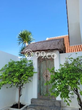 PELUANG INVESTASI! Vila Kawasan , Luas 220m2m², ROI Menjanjikan PELUANG INVESTASI! Vila Kawasan , Luas 220m2m², ROI Menjanjikan
