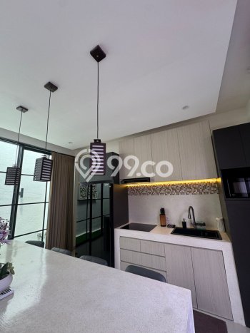 For Sale! Vila Kawasan , Luas 161m2m², Akses Mudah Pusat Kota For Sale! Vila Kawasan , Luas 161m2m², Akses Mudah Pusat Kota