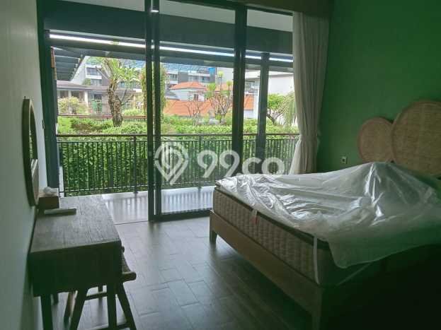 Vila Terawat Kawasan , Luas 325m2m², Posisi Strategis dengan akses mudah Vila Terawat Kawasan , Luas 325m2m², Posisi Strategis dengan akses mudah