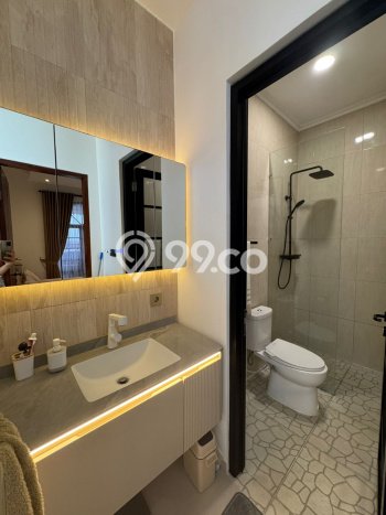 For Sale! Vila Kawasan , Luas 161m2m², Akses Mudah Pusat Kota For Sale! Vila Kawasan , Luas 161m2m², Akses Mudah Pusat Kota