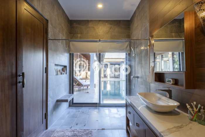 Vila di , Area 0m2m², Dekat Mudah Pusat Kota Vila di , Area 0m2m², Dekat Mudah Pusat Kota