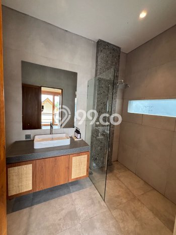 Tempat Strategis! Vila Kawasan , Ukuran 110m2m², Area Asri dan aman Tempat Strategis! Vila Kawasan , Ukuran 110m2m², Area Asri dan aman