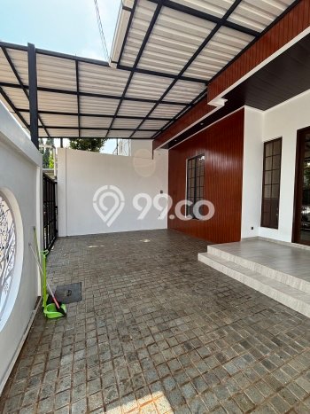 Hot Offer Hunian Premium Ideal dan Luas di Taman Surya, Jakarta Barat Hot Offer Hunian Premium Ideal dan Luas di Taman Surya, Jakarta Barat