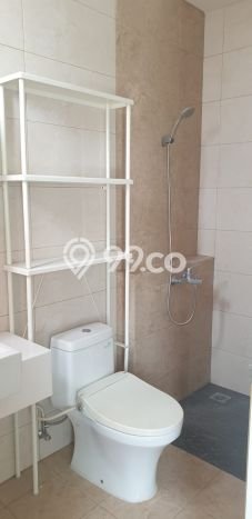 Rumah Mewah LB 119m2 Siap Huni Desain Elegan di Alam Sutera, Tangerang Rumah Mewah LB 119m2 Siap Huni Desain Elegan di Alam Sutera, Tangerang