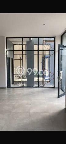 Ruko untuk disewa di BSD City punya LT 40m2 & LB 120m2 harga sewa kompetitif Ruko untuk disewa di BSD City punya LT 40m2 & LB 120m2 harga sewa kompetitif