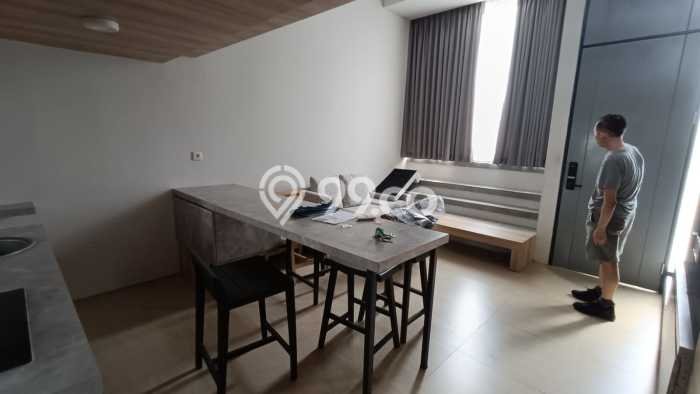 Hunian Cantik Modern Lb 77m2 di BSD City, Tangerang Hunian Cantik Modern Lb 77m2 di BSD City, Tangerang