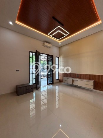 Hot Offer Hunian Premium Ideal dan Luas di Taman Surya, Jakarta Barat Hot Offer Hunian Premium Ideal dan Luas di Taman Surya, Jakarta Barat