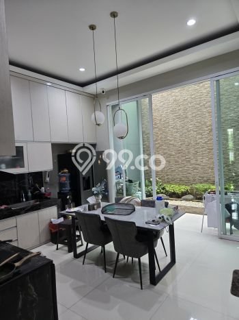 Dijual Rumah Luas Elegan Dengan View Eksklusif di Duta Garden, Jakarta Barat Dijual Rumah Luas Elegan Dengan View Eksklusif di Duta Garden, Jakarta Barat
