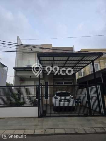 Dijual Rumah Luas Elegan Dengan View Eksklusif di Duta Garden, Jakarta Barat Dijual Rumah Luas Elegan Dengan View Eksklusif di Duta Garden, Jakarta Barat