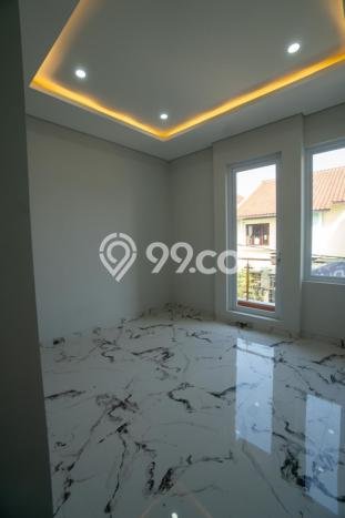 Jual Rumah Bagus Siap Huni LB 90m2 di Kelapa Gading, Jakarta Utara Jual Rumah Bagus Siap Huni LB 90m2 di Kelapa Gading, Jakarta Utara