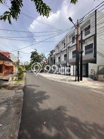 Hunian Super Mewah dengan Akses Paling Strategis di Tanjung Duren Utara, Jakarta Barat Hunian Super Mewah dengan Akses Paling Strategis di Tanjung Duren Utara, Jakarta Barat